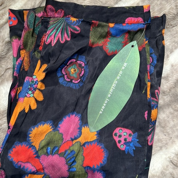 Farm rio lily’s garden pant - Picture 5 of 6